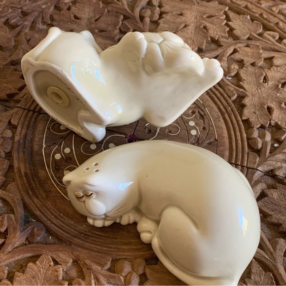 VTG Fitz & Floyd Japan Cat Nap Interlocking Sleeping Cats Salt & Pepper Shakers - Picture 3 of 6